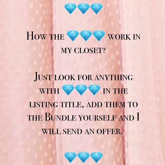 🎁 💎💎💎Canvas Goldtone & Crystal Pendant Necklace - Picture 6 of 6